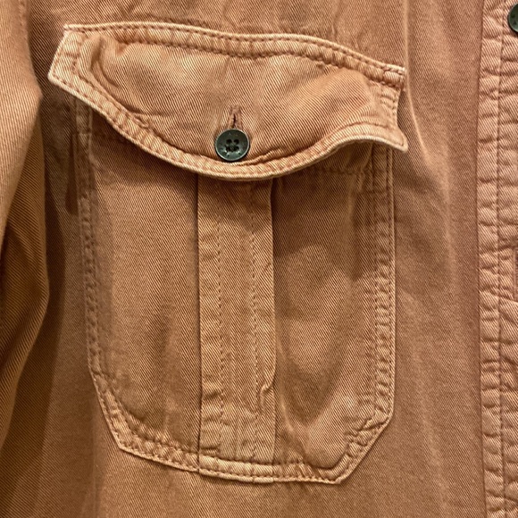 American Eagle Outfitters pink button-up shirt - Picture 4 of 7